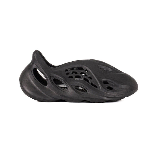 Adidas Yeezy Foam RNR 'Onyx' (2024)