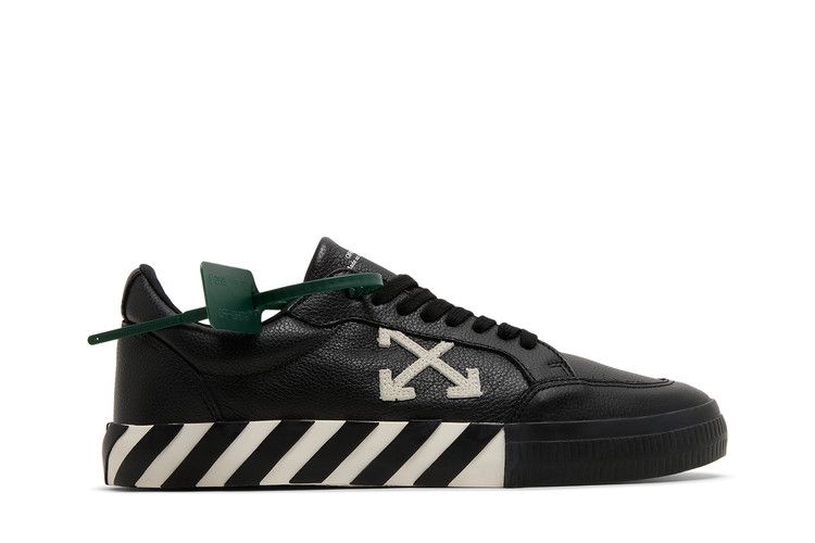 Off-White Vulc Sneaker 'Black White' — Black/White