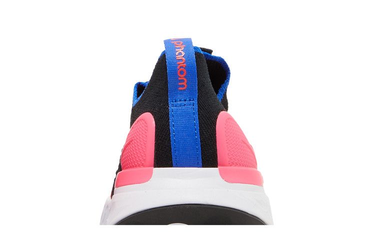 Nike Wmns React Phantom Run Flyknit 2 'Black Bright Crimson' — Black/Hyper Pink/Racer Blue/Bright Crimson (8)