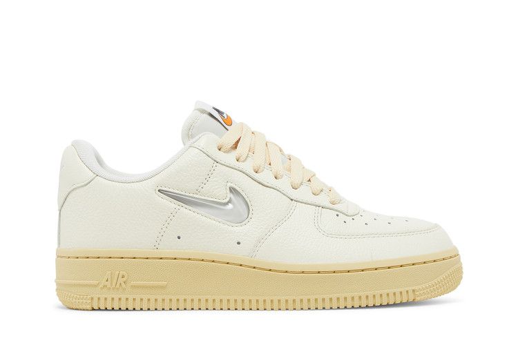 Nike Wmns Air Force 1 '07 LX 'Coconut Milk' — Coconut Milk/Lemon Wash/Pale Vanilla/Light Bone (2)