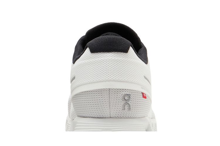 ON Cloud 5 Push 'White Flame' — White/Flame