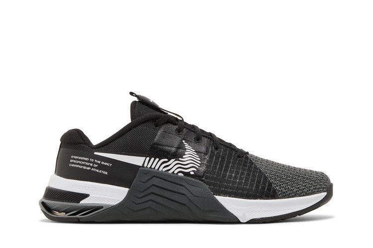 Nike Men's Metcon 8 'Dark Smoke Grey' — Black/Dark Smoke Grey/Smoke Grey/White (2)
