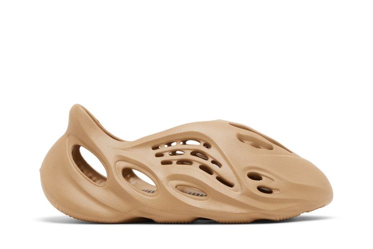 adidas Yeezy Foam Runner 'Clay Taupe' — Clay Taupe/Clay Taupe/Clay Taupe