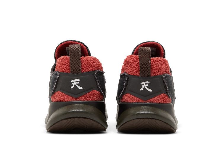 Street Fighter x Reebok FuryLite 95 'Akuma' — Core Black/Charcoal Brown/Mars Red