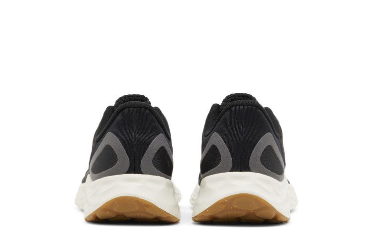 New Balance Wmns Fresh Foam Arishi v4 'Black Gold Gum' — Black/Light Gold Metallic/Gum