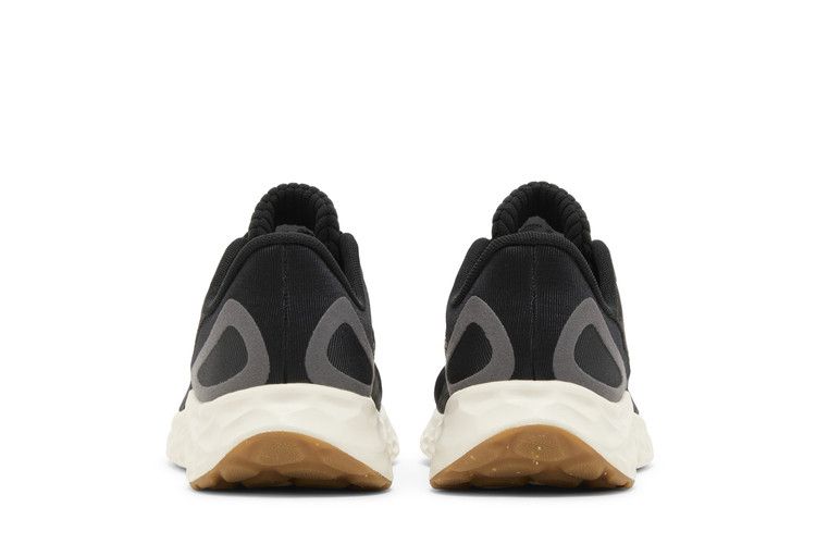 New Balance Wmns Fresh Foam Arishi v4 Wide 'Black Gold Gum' — Black/Light Gold Metallic/Gum