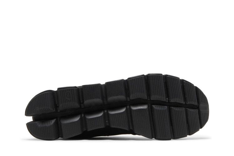 ON Cloud 5 'All Black' — All Black
