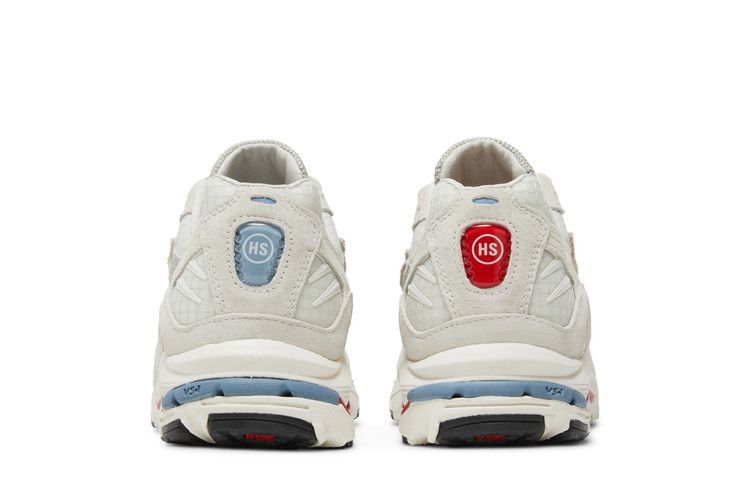 Highsnobiety x Mizuno Wave Rider 10 'Duality & Balance' — White/Red