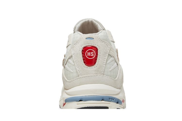 Highsnobiety x Mizuno Wave Rider 10 'Duality & Balance' — White/Red