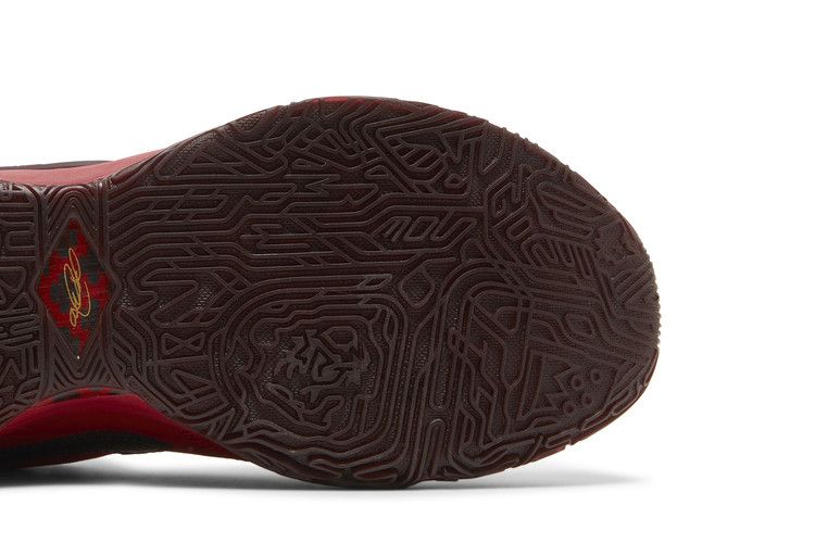 Liverpool F.C. x Nike LeBron 20 — Gym Red/Burgundy Crush/Black/University Red (6)
