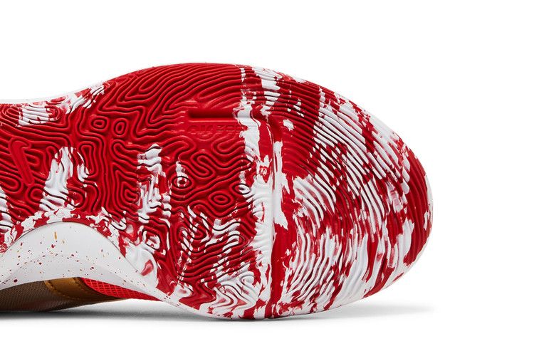 Nike KD Trey 5 X 'University Red Metallic Gold' — University Red/Midnight Navy/Light Orewood Brown/Metallic Gold (6)