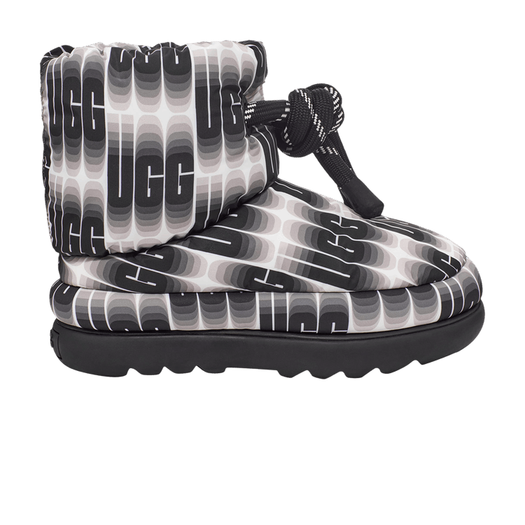 UGG Wmns Classic Maxi Wavelength Short Boot 'Black White' — Black/White