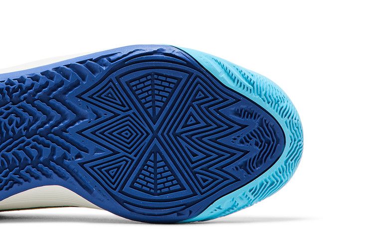 Nike Kyrie Flytrap 6 GS 'Kaleidoscope' — University Gold/Baltic Blue/Opti Yellow/Game Royal