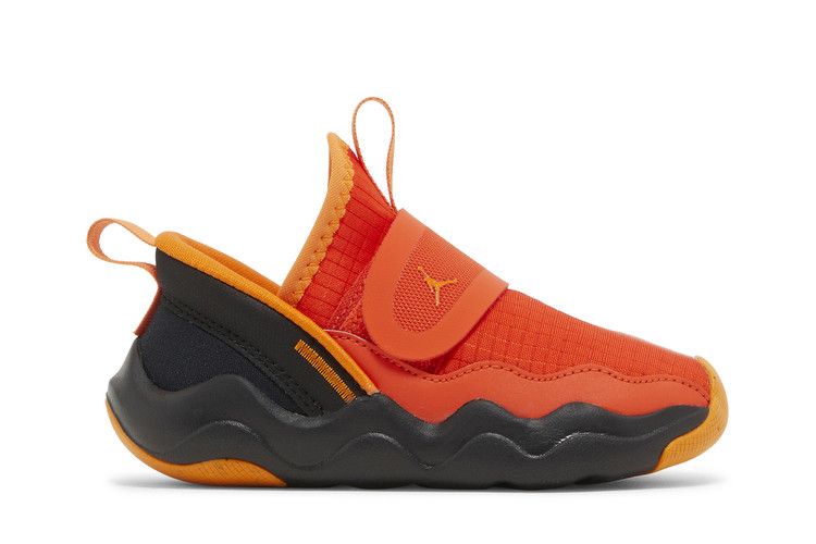 Air Jordan 23/7 TD 'Dunk on Mars' — Team Orange/Black/Mandarin
