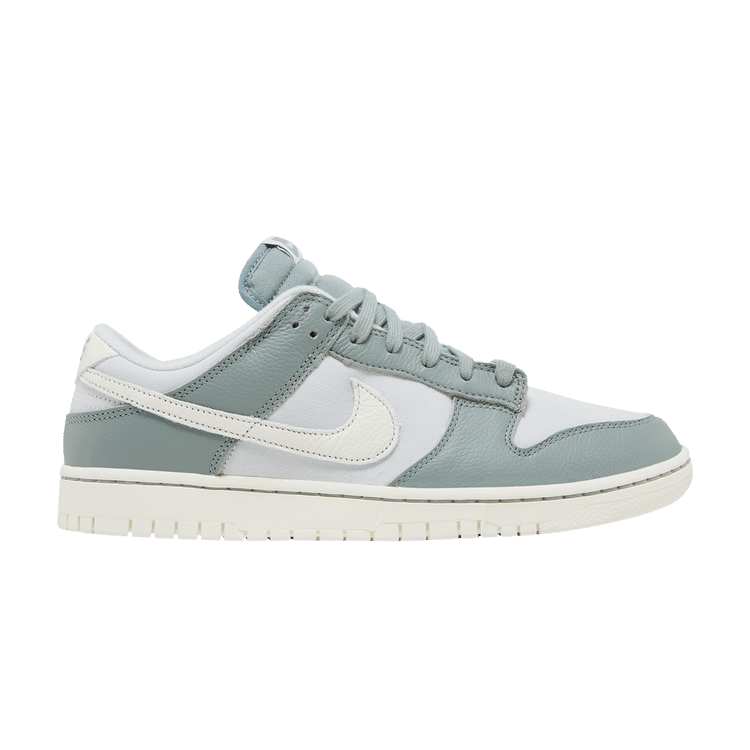 Nike Dunk Low 'Mica Green' — Mica Green/Sail/Photon Dust