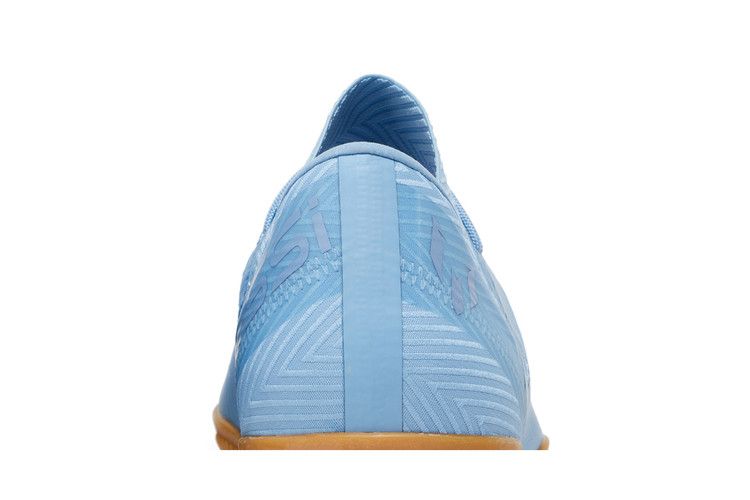 Adidas Nemeziz Messi Tango 18.3 IN 'Ash Blue Gum' — Ash Blue/Ash Blue/Gold Metallic