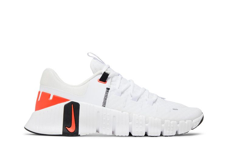 Nike Free Metcon 5 'White Bright Crimson' — White/Bright Crimson/Black (2)