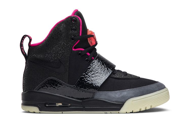 Nike Air Yeezy 'Blink' — Black/Black