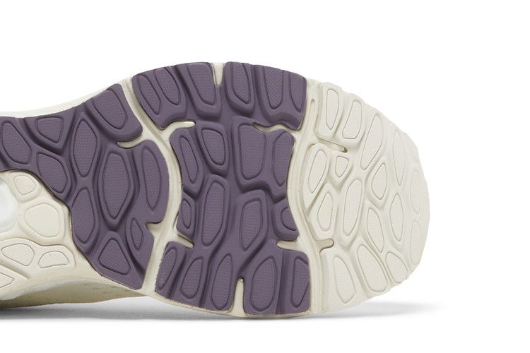New Balance Wmns Fresh Foam X 880v13 'Sea Salt Grey Violet' — Sea Salt/Grey Violet
