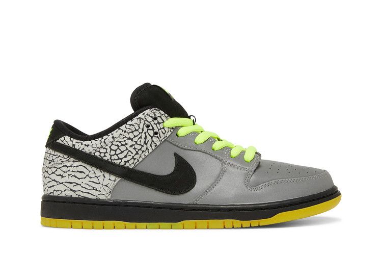 Nike Dunk Low Premium SB QS '112' — metallic silver/black-volt (2)
