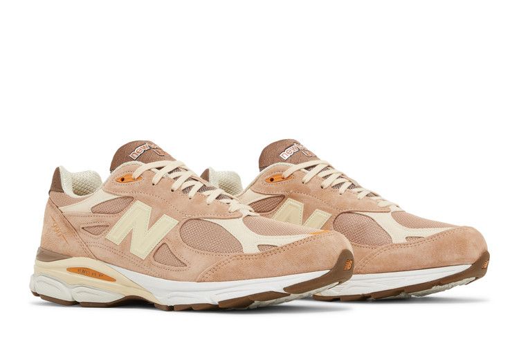size? x New Balance 990v3 Made in USA 'Keepin' it Running' — Orange/Cream
