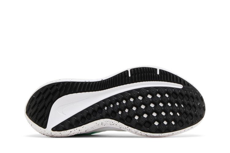 Nike Wmns Air Winflo 10 'White Emerald Rise' — White/Black/Emerald Rise