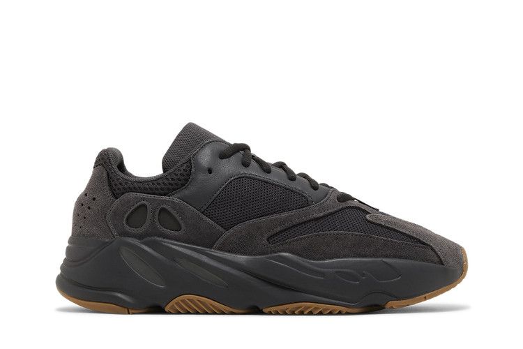 adidas Yeezy Boost 700 'Utility Black' 2023 — Utility Black/Utility Black/Utility Black