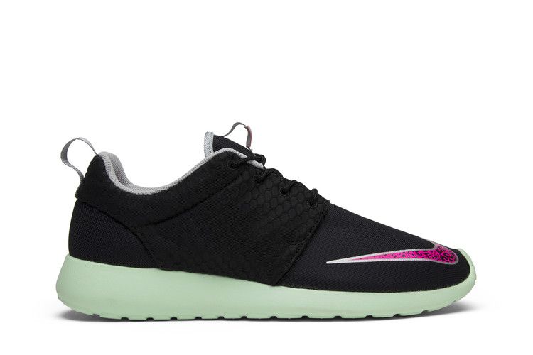 Nike Roshe One FB 'Yeezy' — Black/Pink Flash-Frsh Mnt-Chrm (2)