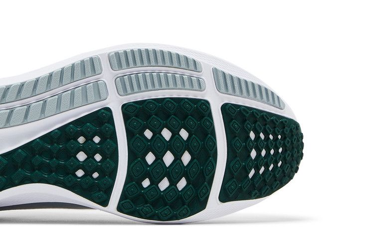 Nike Air Zoom Pegasus 40 'Michigan State' — White/Pro Green/Silver Wing (6)
