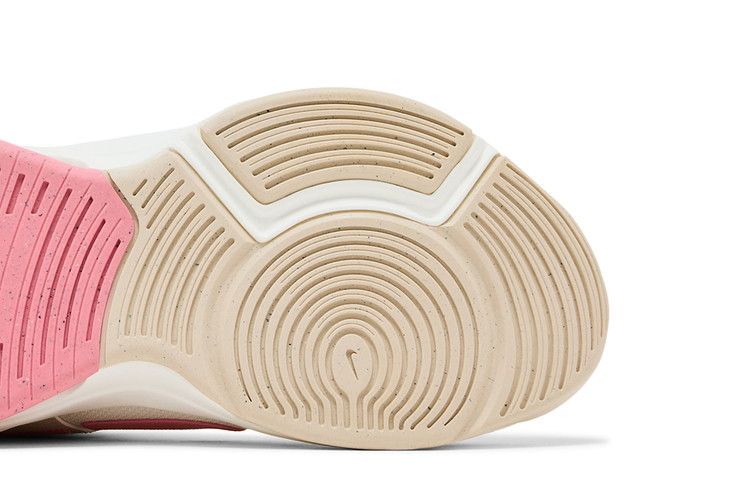 Nike Wmns Zoom Bella 6 'Sand Drift Coral Chalk' — Sail/Sand Drift/Coral Chalk