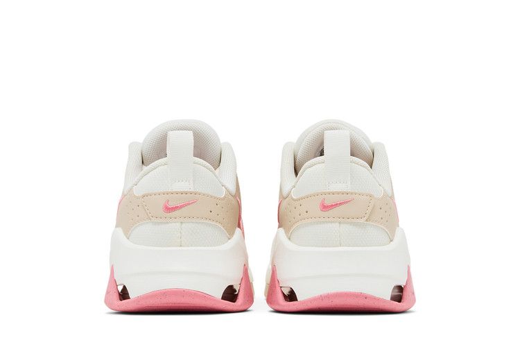 Nike Wmns Zoom Bella 6 'Sand Drift Coral Chalk' — Sail/Sand Drift/Coral Chalk