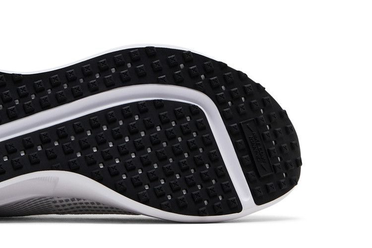 Nike Interact Run 'White Volt' — White/Wolf Grey/Black/Volt (6)