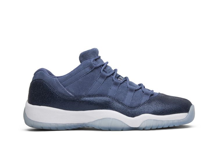Air Jordan 11 Retro Low GS 'Blue Moon' — Blue Moon/White