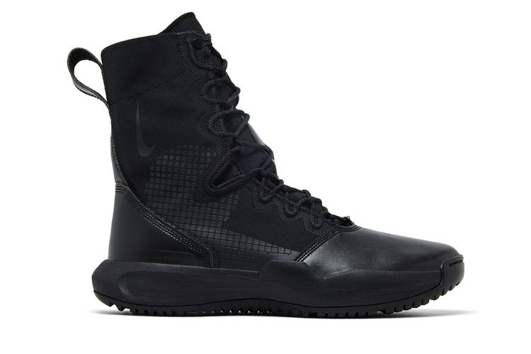 Nike SFB B2 'Triple Black' — Black/Black (2)