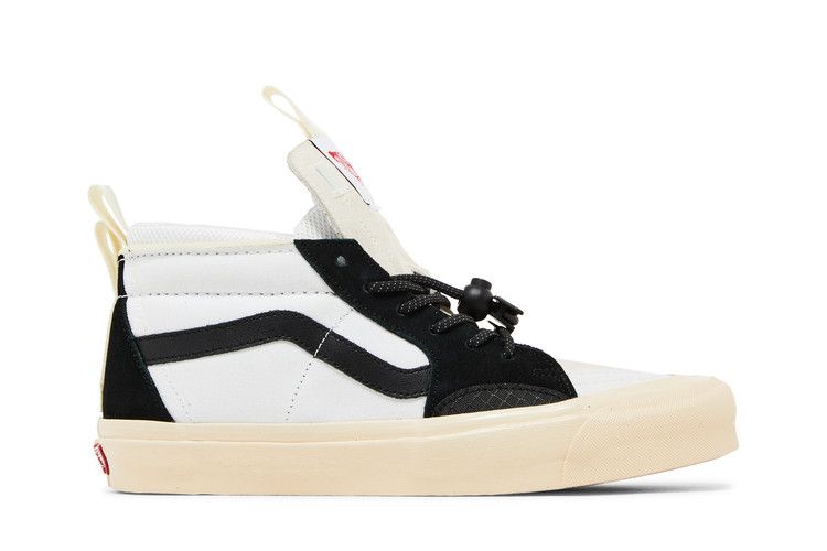Advisory Board Crystals x Vans Sk8-Hi EXT 'Black White' — Black/White