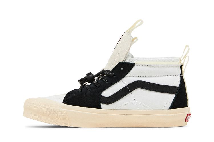 Advisory Board Crystals x Vans Sk8-Hi EXT 'Black White' — Black/White