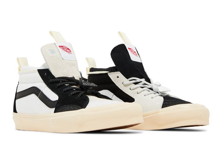 Advisory Board Crystals x Vans Sk8-Hi EXT 'Black White' — Black/White