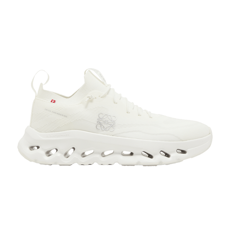 Loewe x ON Wmns Cloudtilt 'All White' — All White