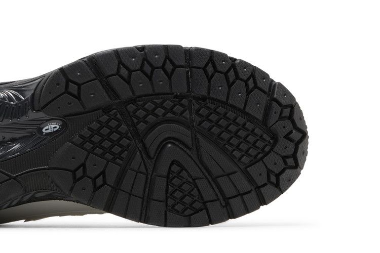 Comme des Garçons Homme x New Balance 1906R 'White Black' — White/Black