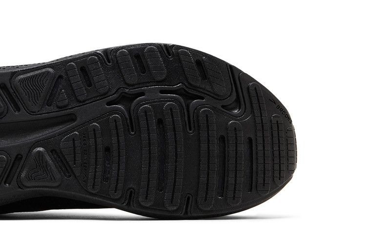 Brooks Ghost Max 'Black Ebony' — Black/Black/Ebony