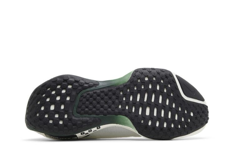 Nike ZoomX Invincible Run Flyknit 3 'Wake Up Pack' — White/Pro Green/Volt/Black/Sail (5)