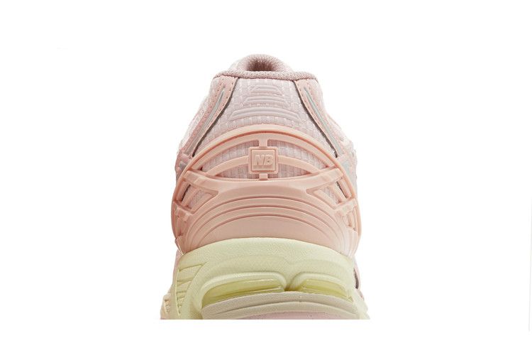 New Balance 1906U 'Lunar New Year - Shell Pink' — Shell Pink/Filament Pink/Rosewood