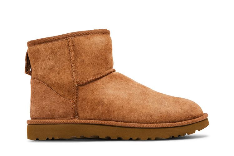 UGG Wmns Classic Mini II Boot 'Chestnut' — Chestnut