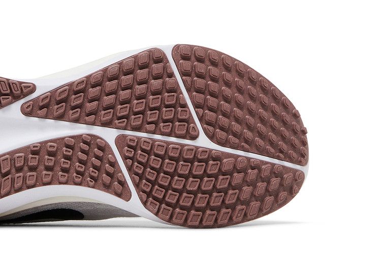 Nike Wmns Vomero 17 'Platinum Violet Black' — Platinum Violet/White/Smokey Mauve/Black
