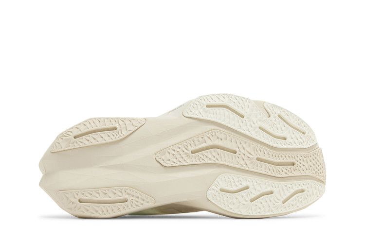 New Balance Wmns FuelCell Rebel v4 'White Linen' — White/Linen/Sea Salt
