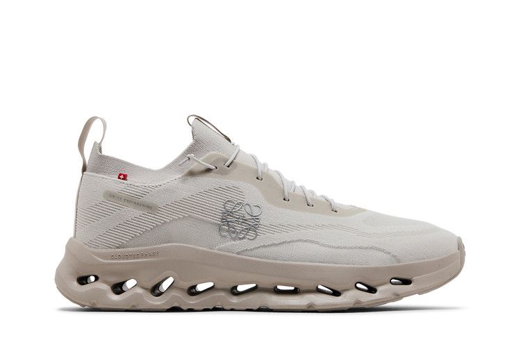 Loewe x ON Cloudtilt 'Sand' — Sand