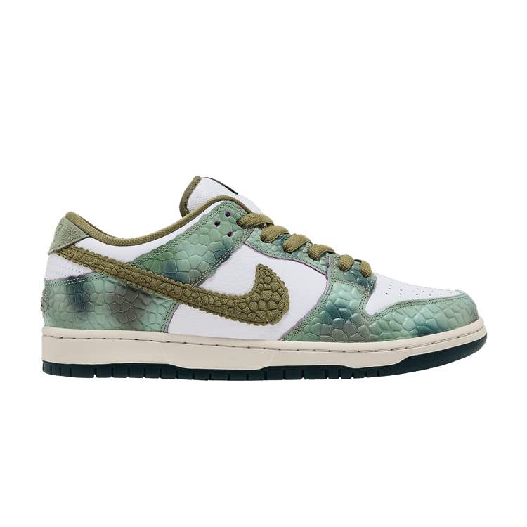 Alexis Sablone x Nike Dunk Low SB 'Chameleon' — Oil Green/Desert Moss/White