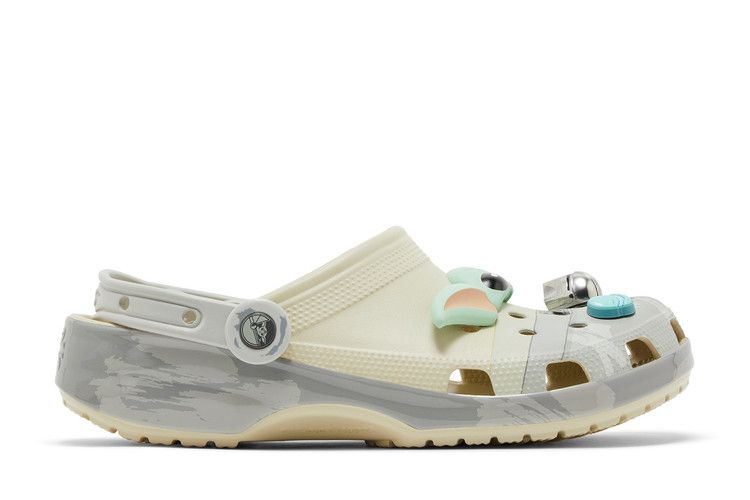 Star Wars x Crocs Classic Clog 'Grogu' — Bone