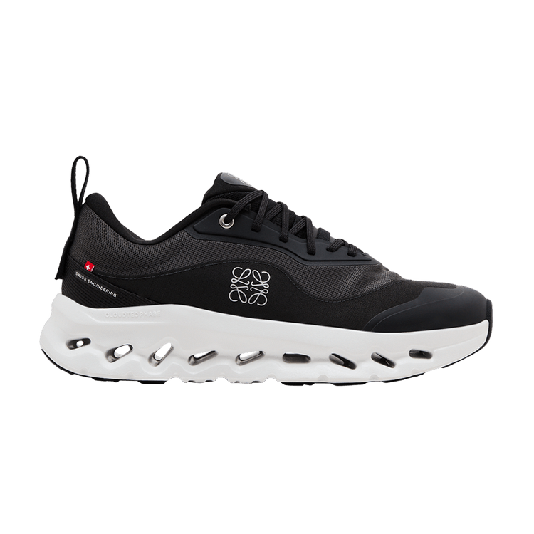 Loewe x ON Wmns Cloudtilt 2 'Black' — Black