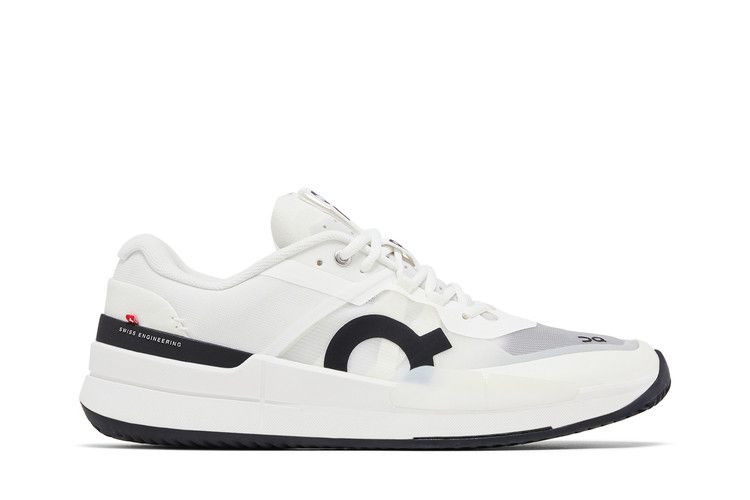 ON The Roger Pro 2 Clay 'White Black' — White/Black